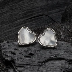 Amorance Earrings
