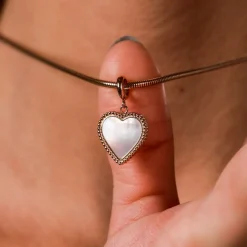 Amorance Necklace