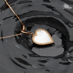 Amorance Necklace