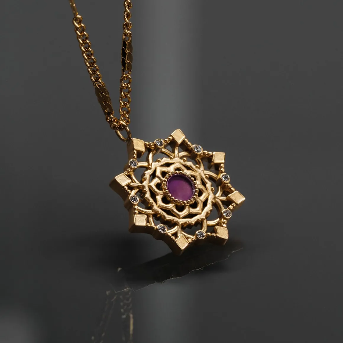 Aphonia Necklace