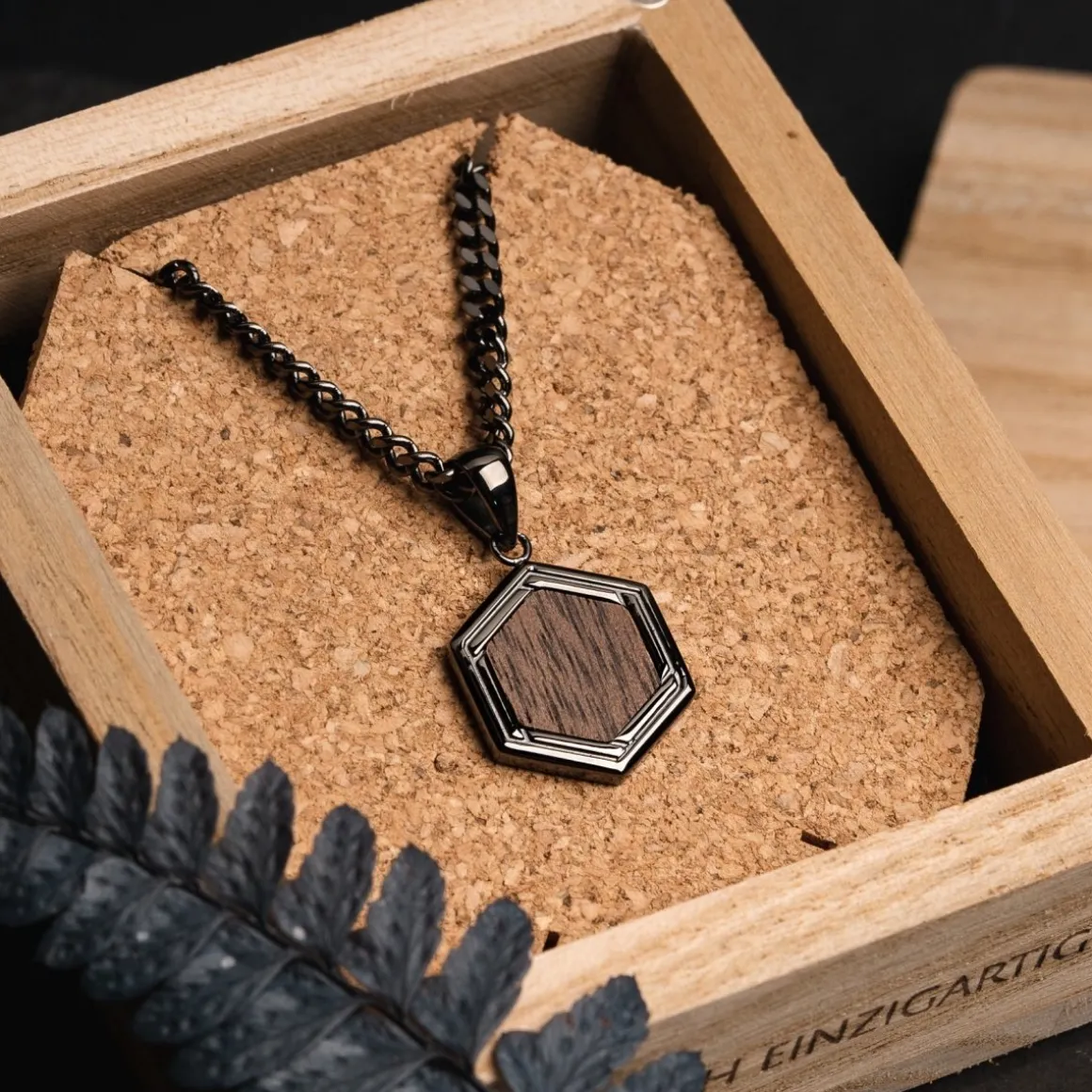 Axis Necklace