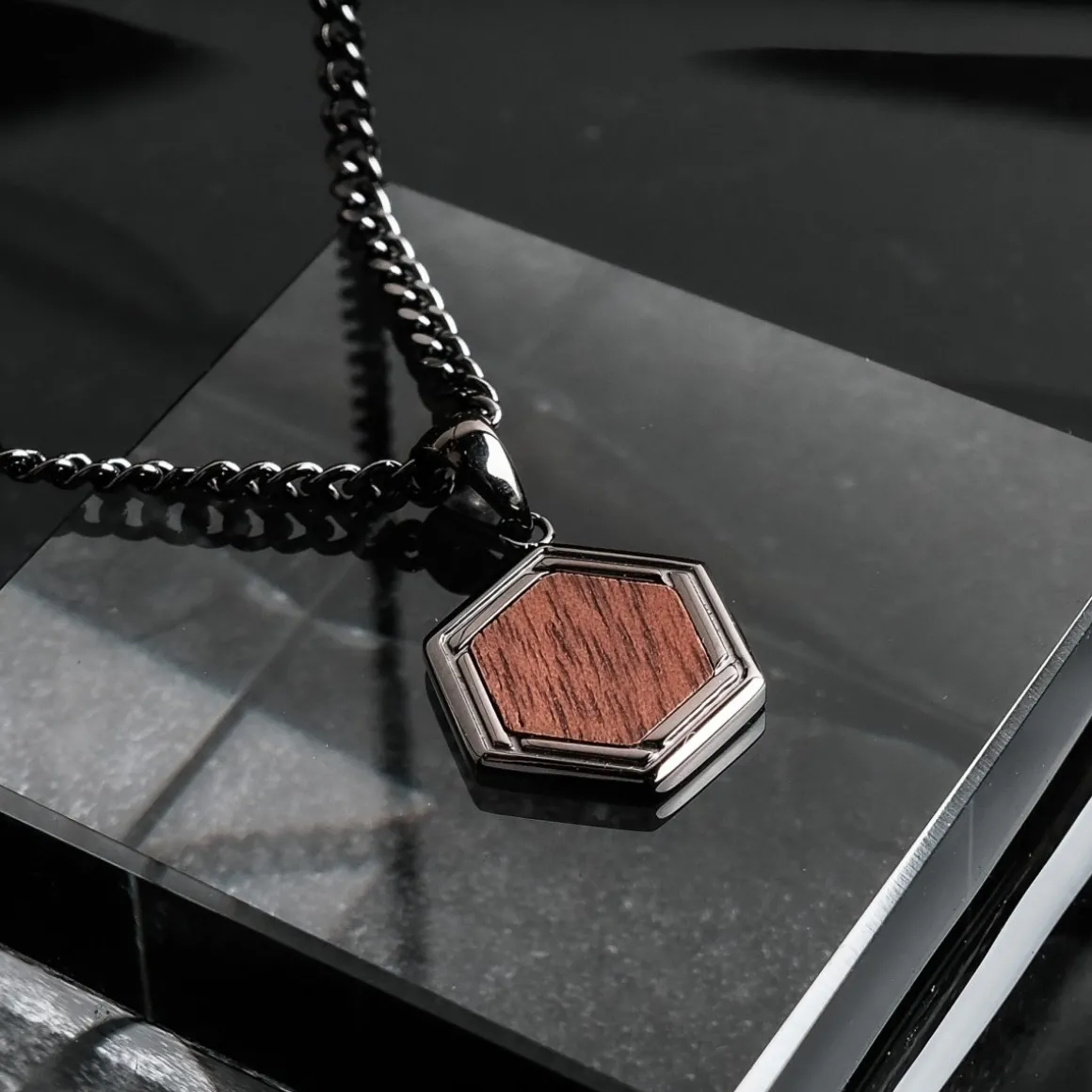 Axis Necklace