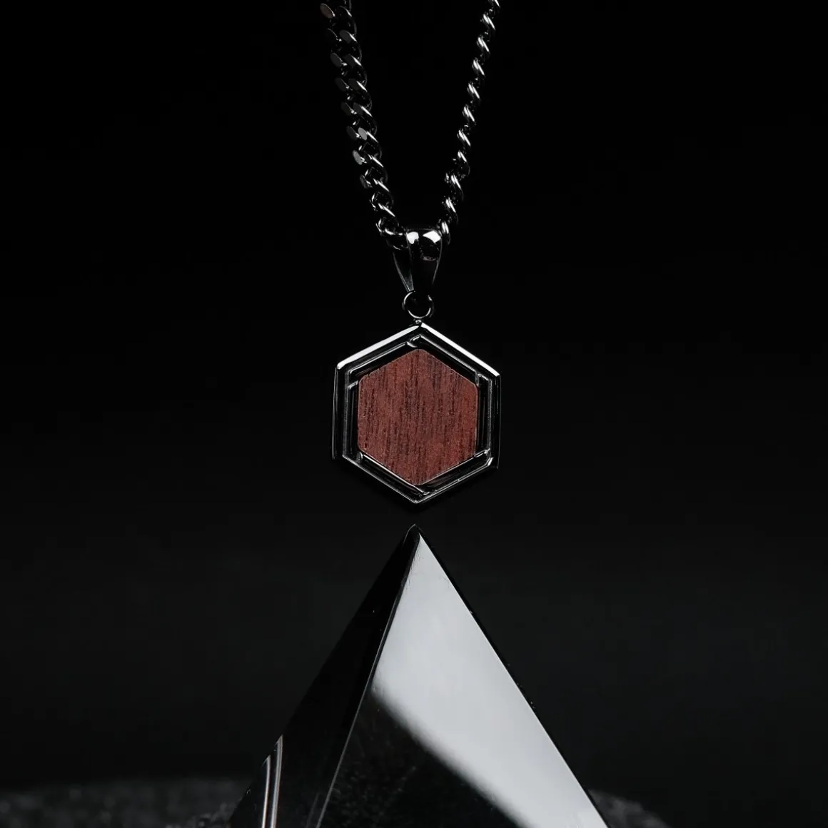 Axis Necklace