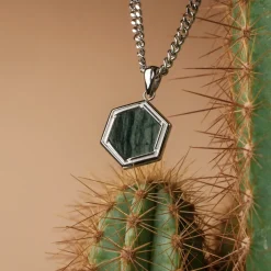 AXIS NECKLACE