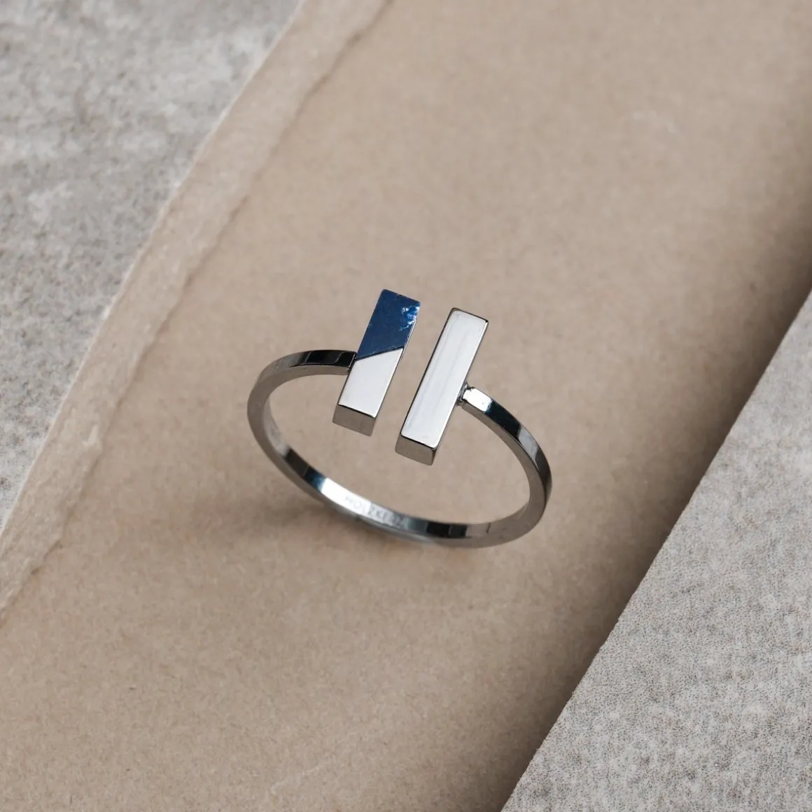 CAMPANIA RING