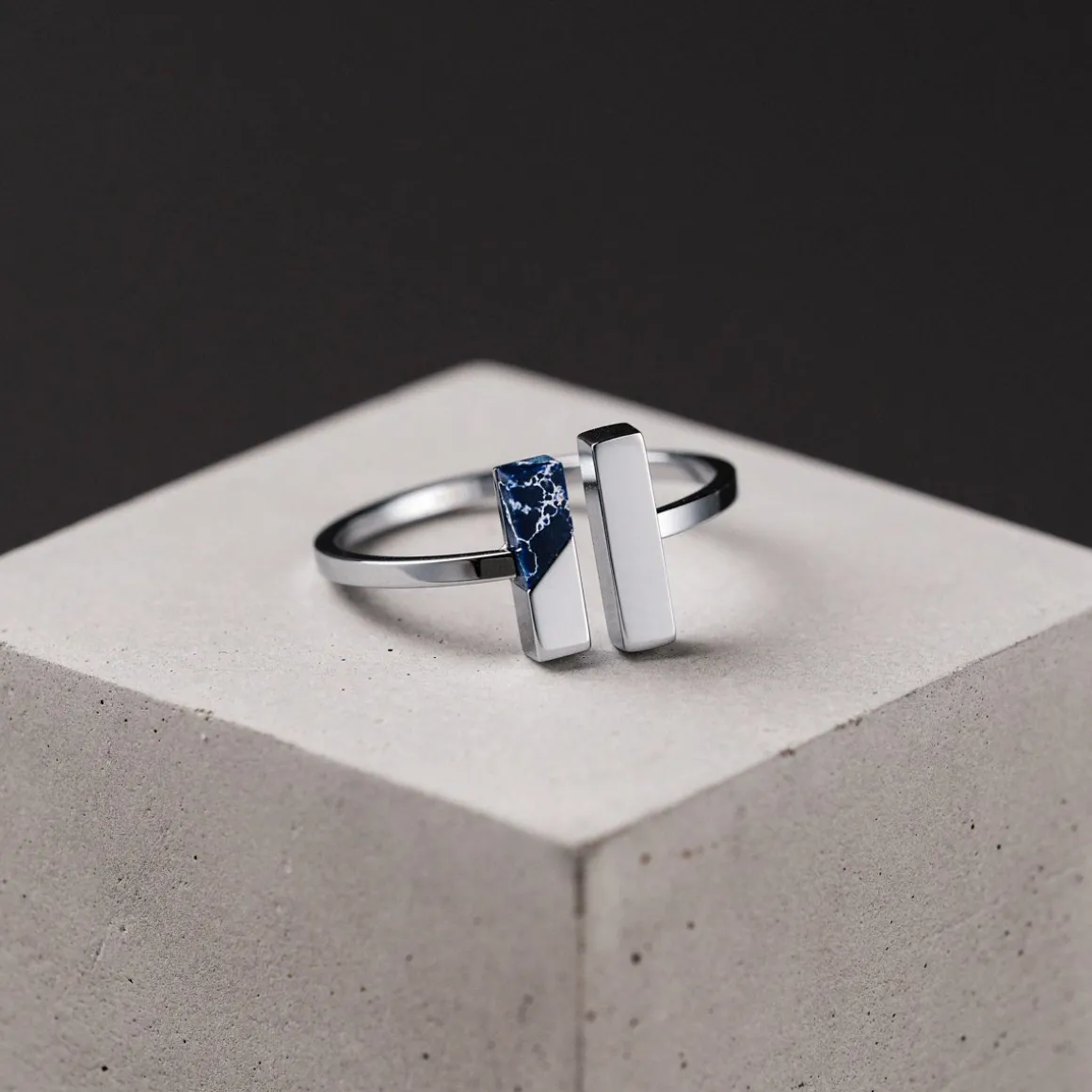 CAMPANIA RING