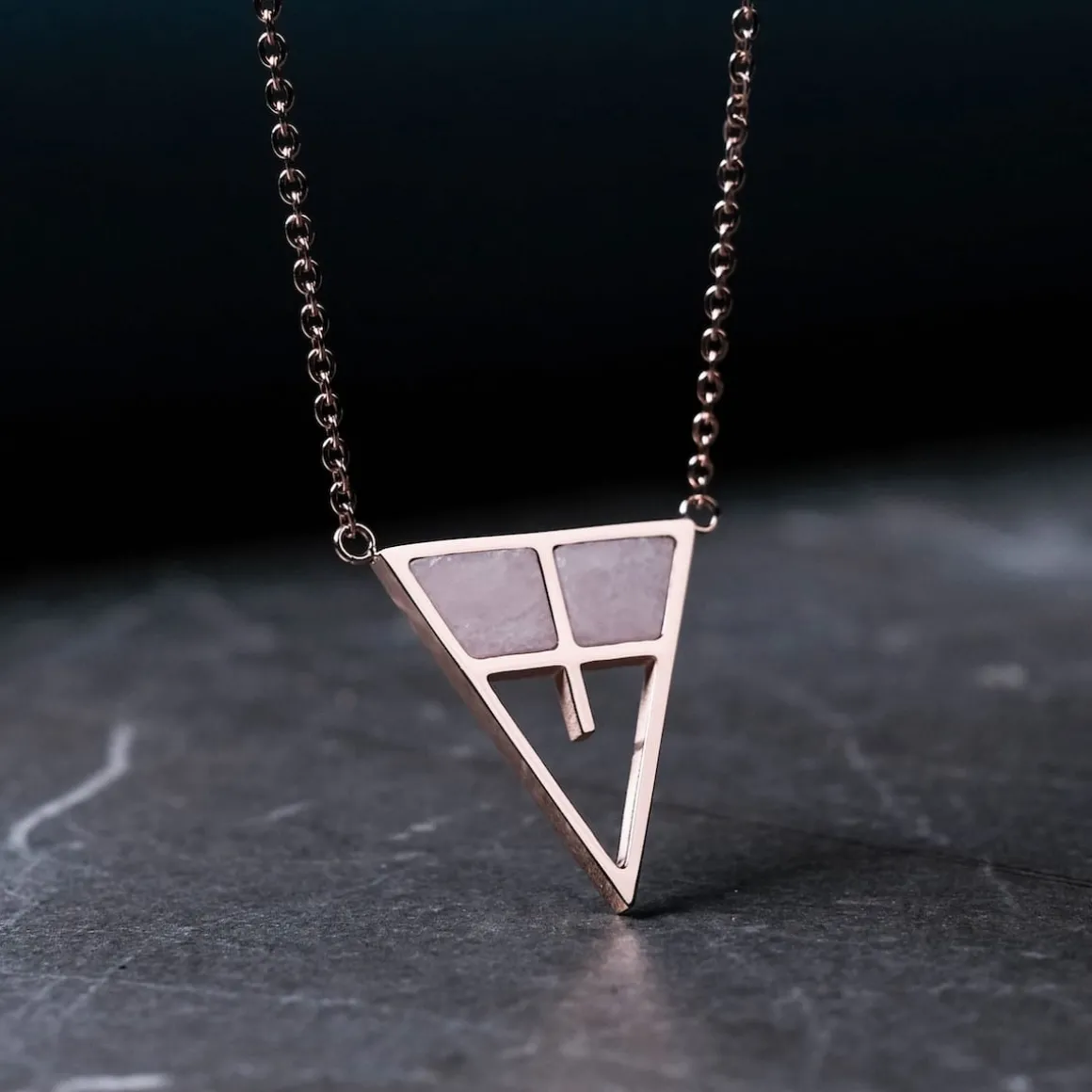 Chiaroscuro Necklace