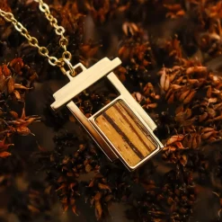 Contour Necklace
