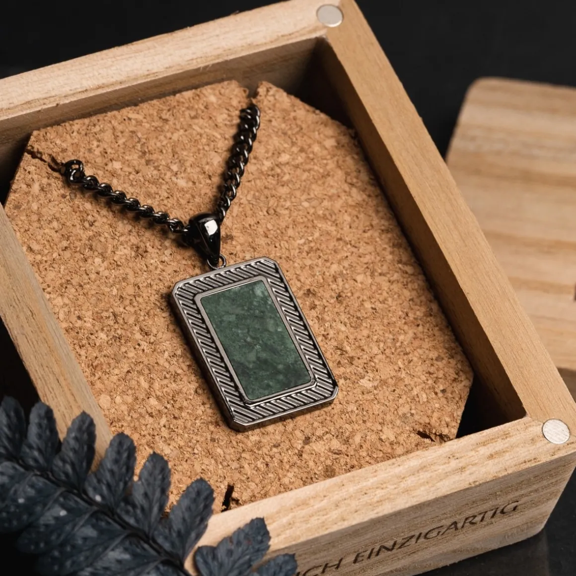 Countless Necklace