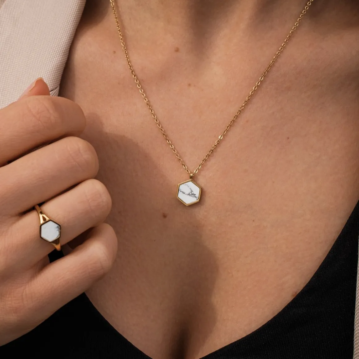 Facade Necklace