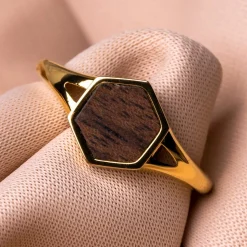 Facade Ring