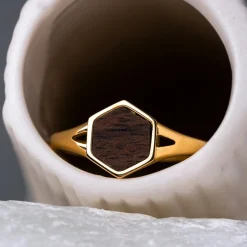 Facade Ring