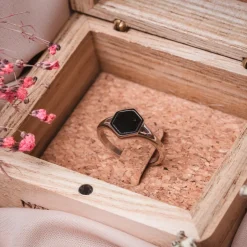 Facade Ring