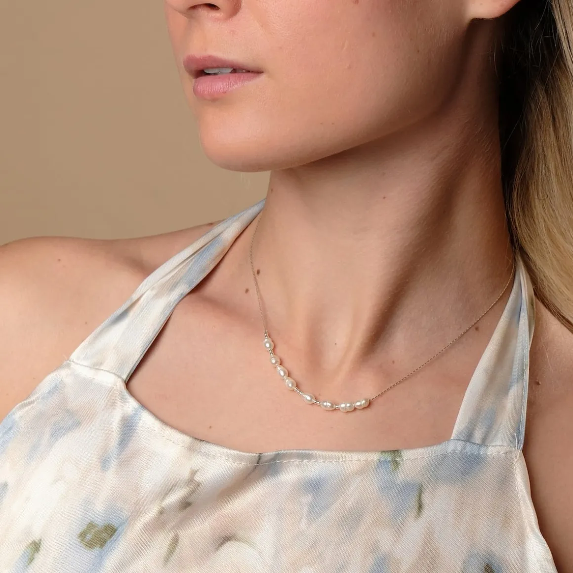 Familytie Necklace