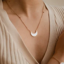 Hue Necklace