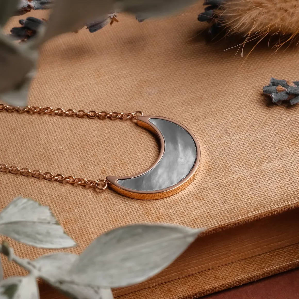 Hue Necklace