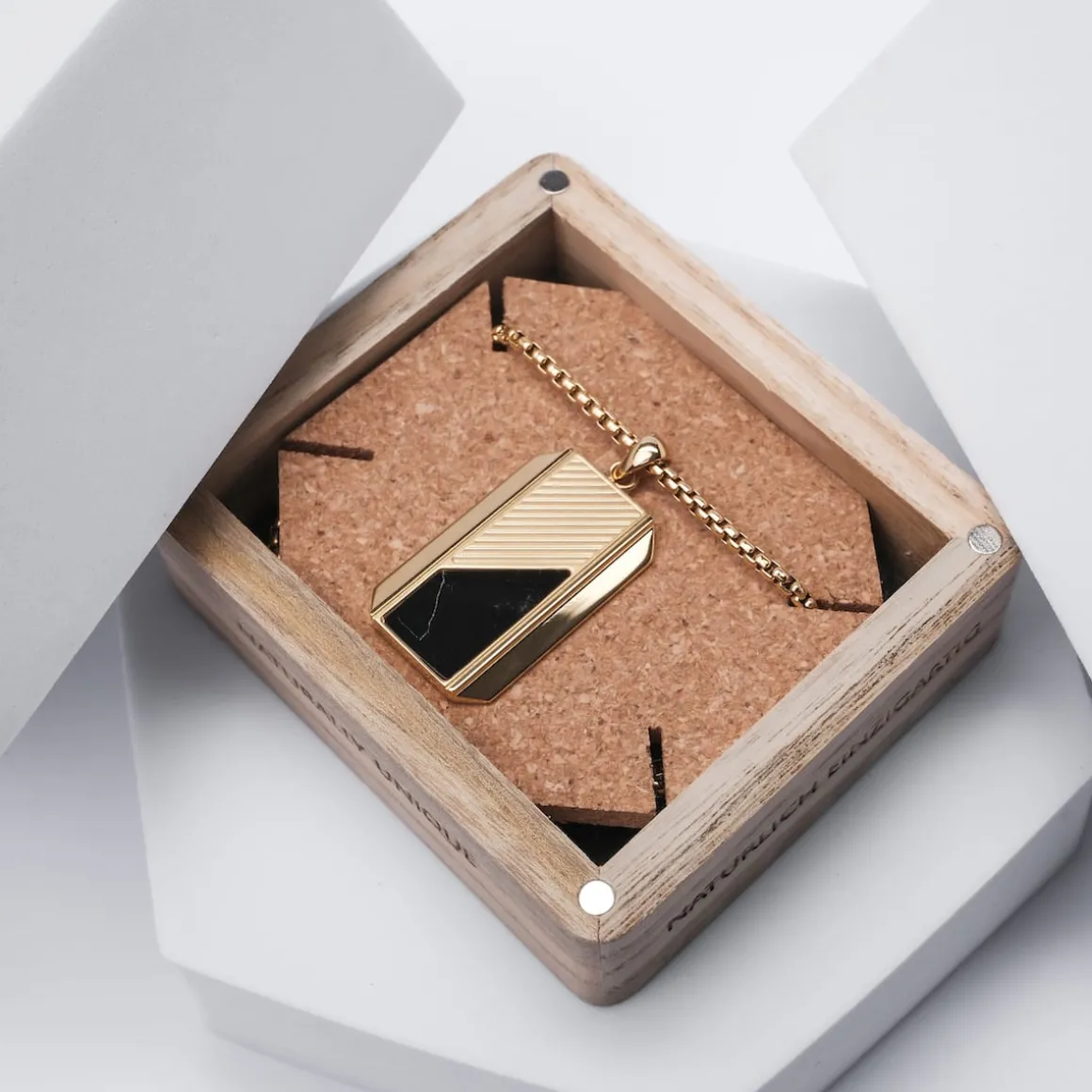 Ionic Necklace
