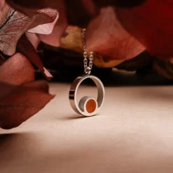 Pigment Necklace