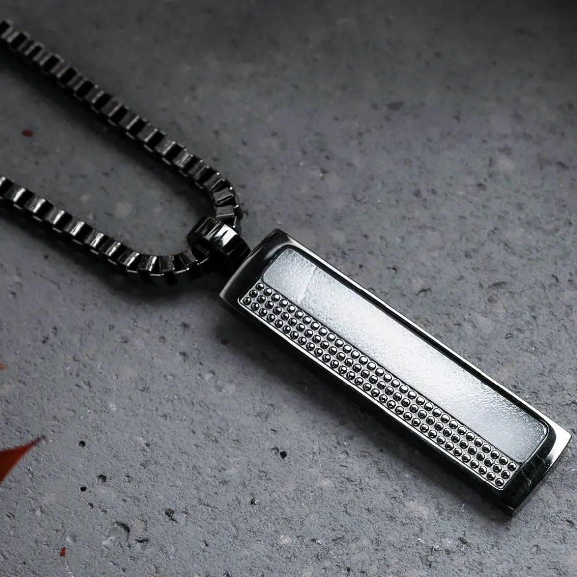 Planarity Necklace