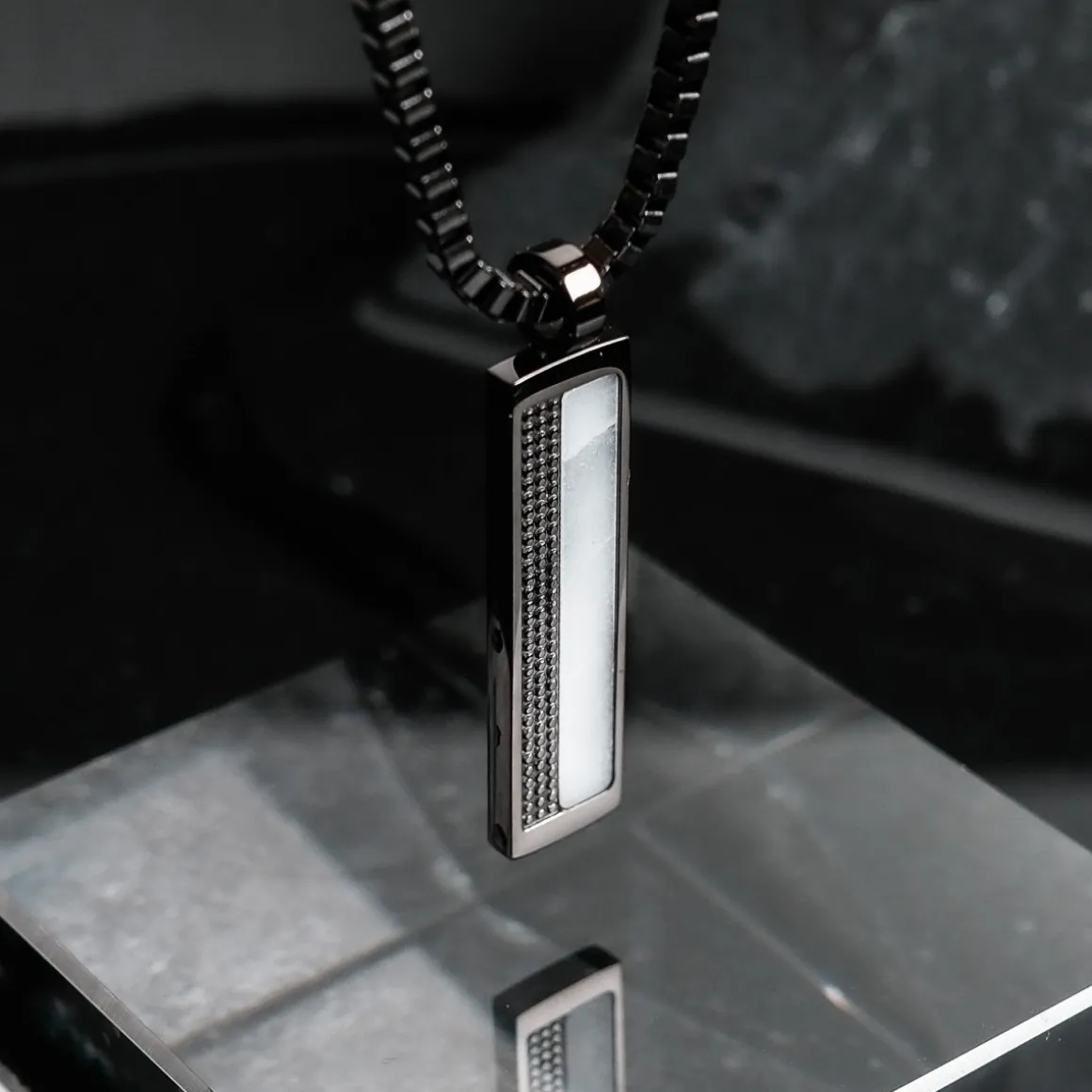 Planarity Necklace