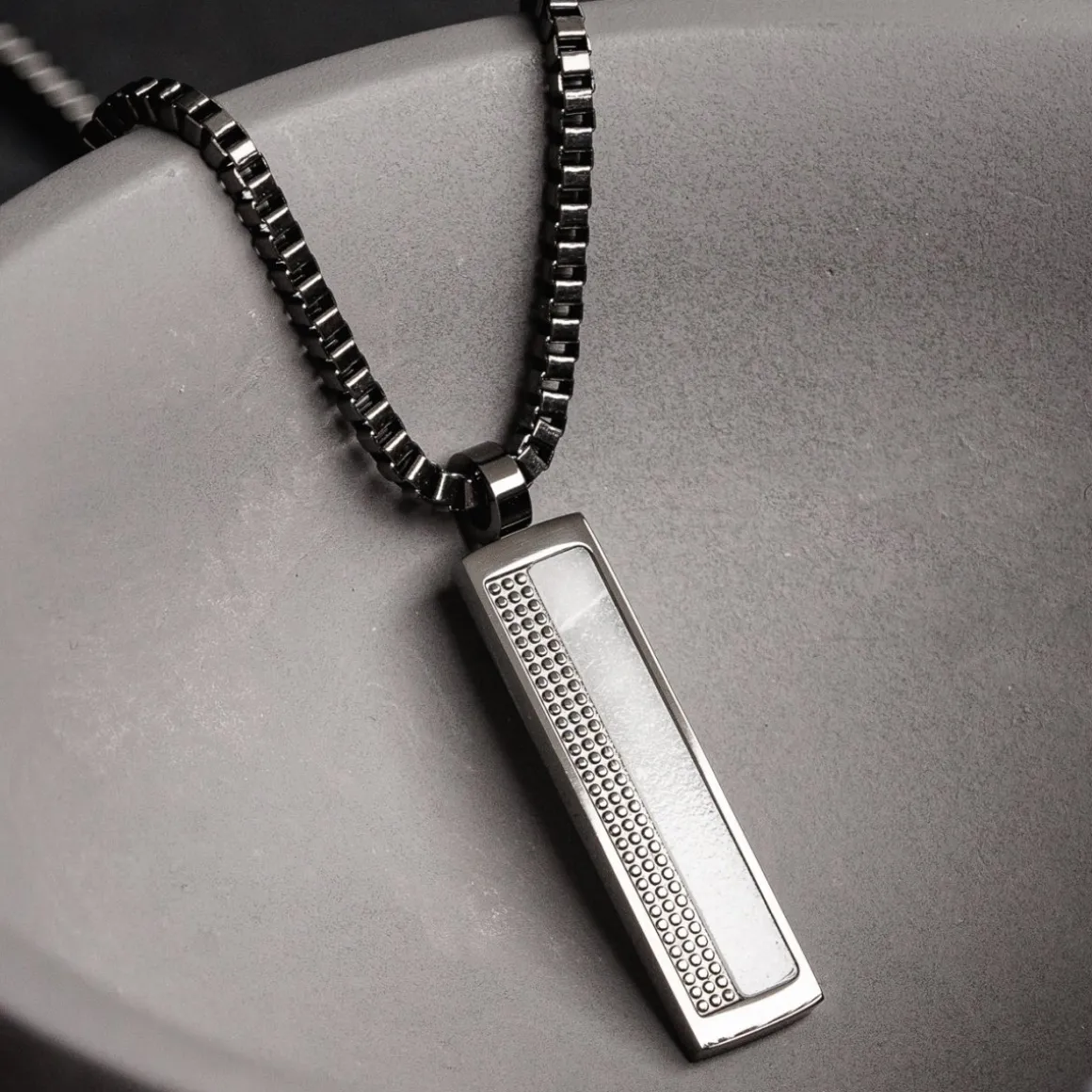 Planarity Necklace