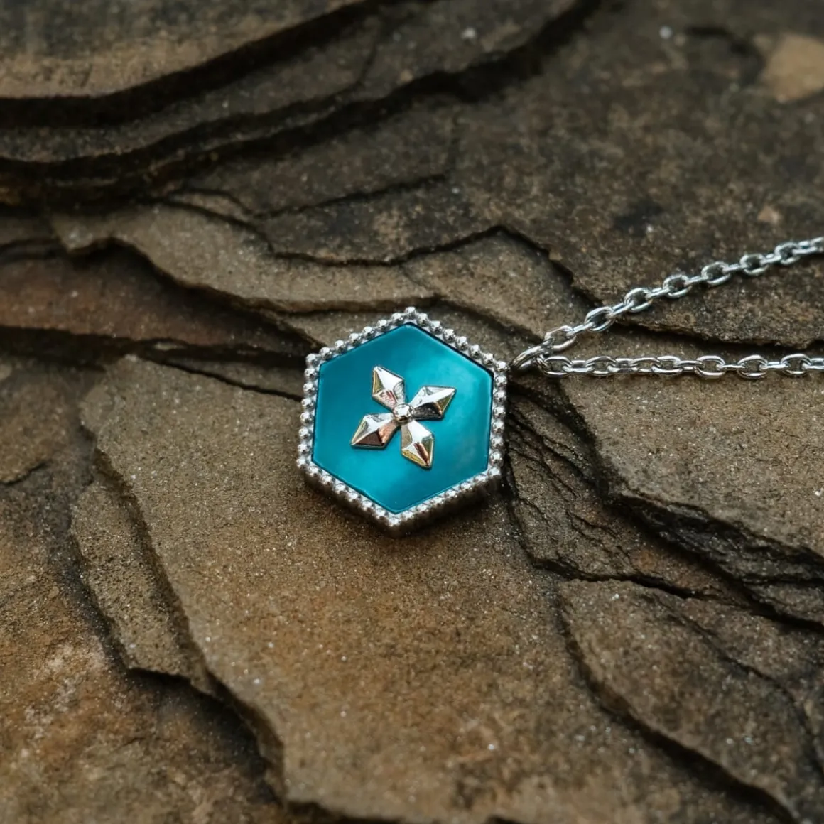 Spectral Necklace