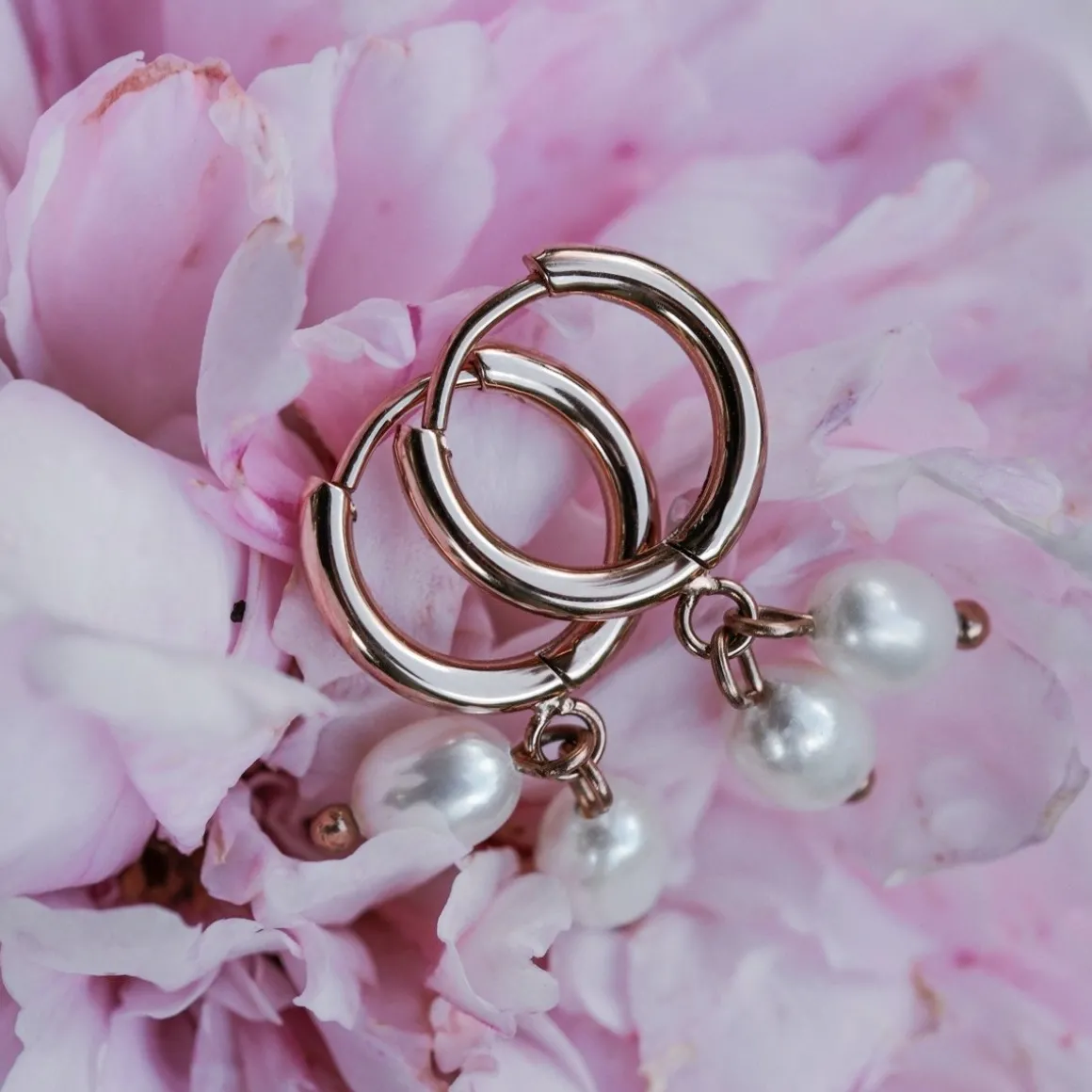 SUMMERSWEET HOOP EARRINGS