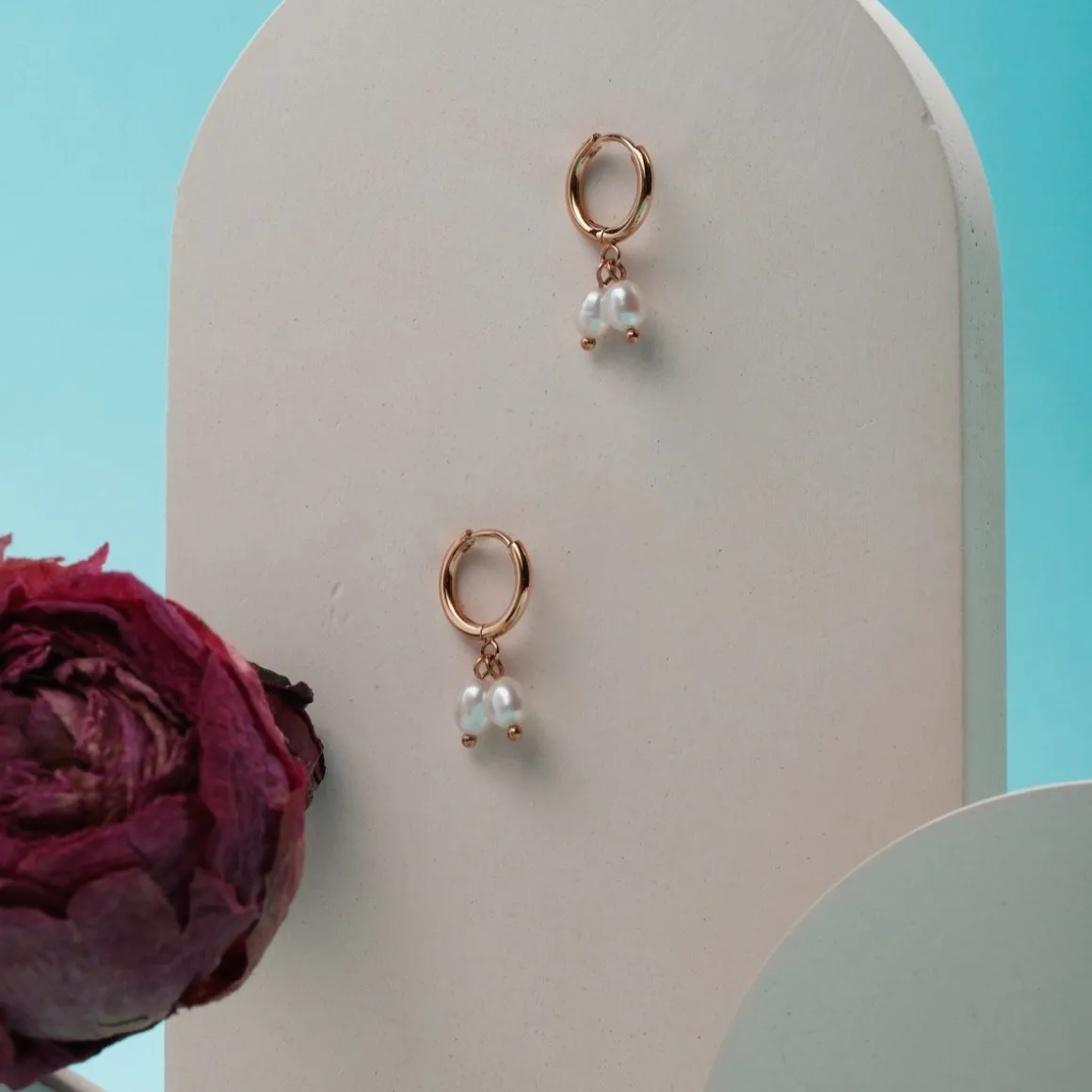 SUMMERSWEET HOOP EARRINGS