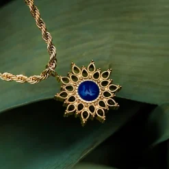 SUNCATCHER NECKLACE