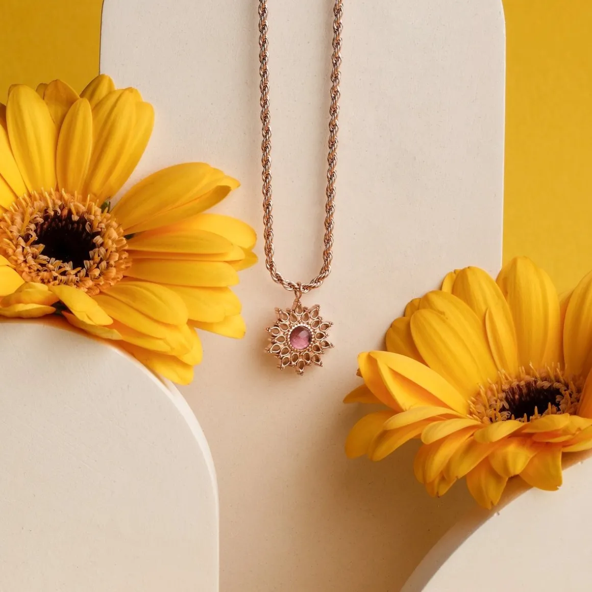 SUNCATCHER NECKLACE