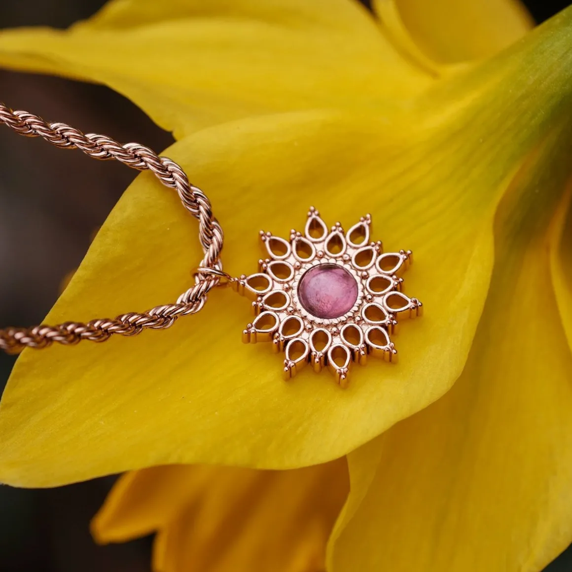 SUNCATCHER NECKLACE