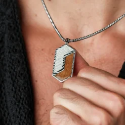 ZIGZAG NECKLACE