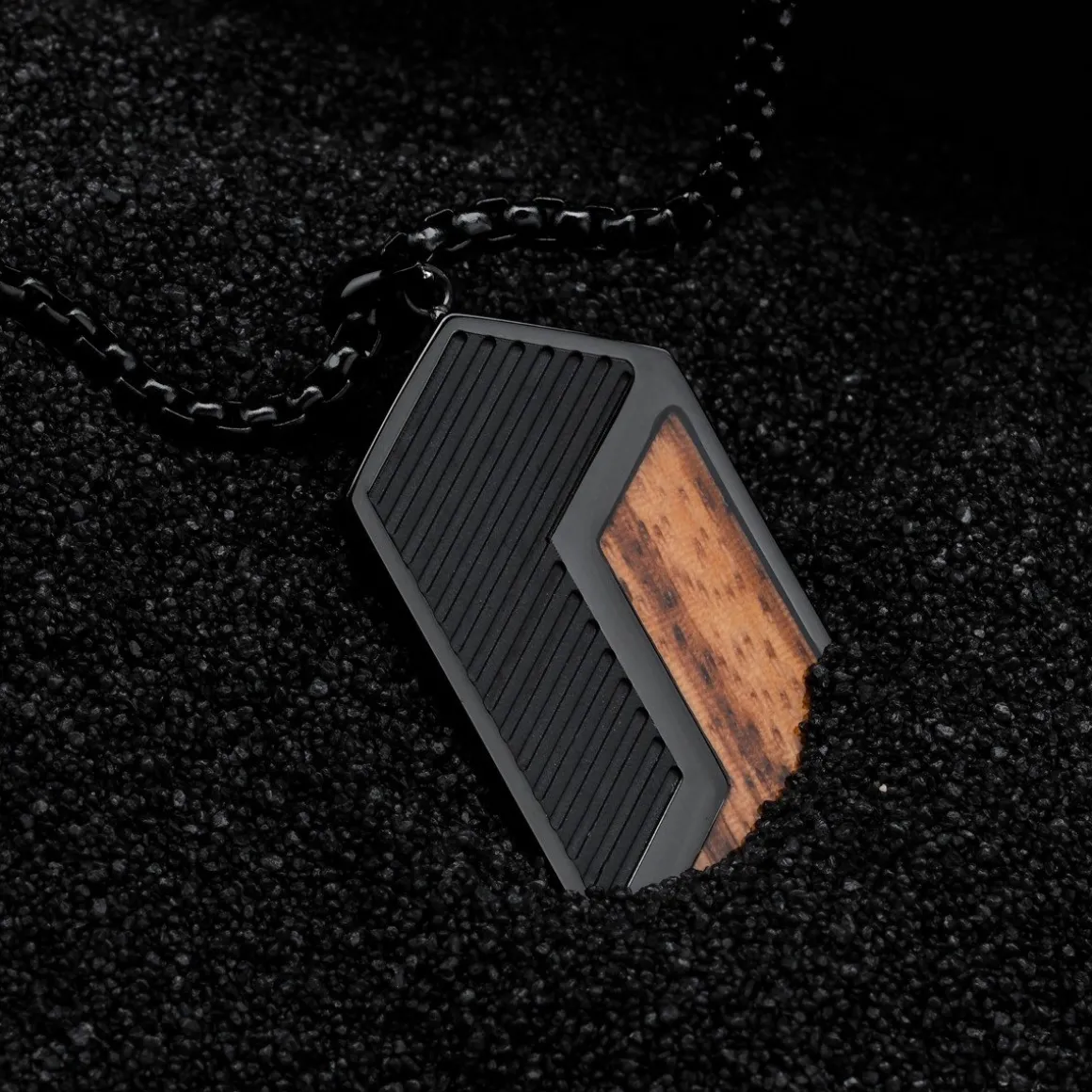 ZIGZAG NECKLACE